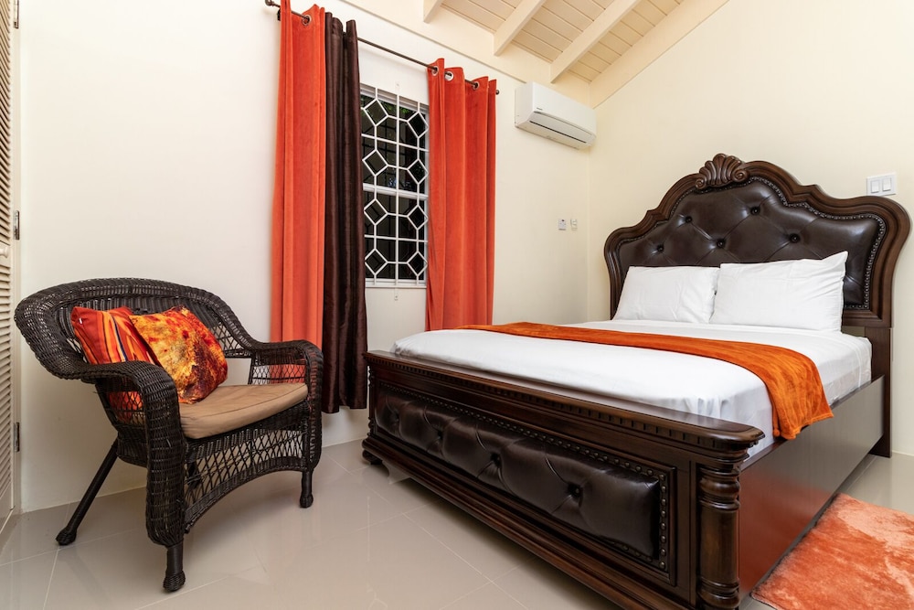 Areca 3B Oasis Drax Hall lot 221 view 4