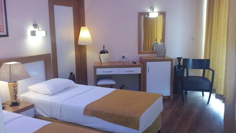 Kleopatra İkiz Otel - Image 17