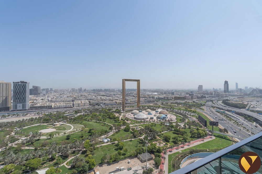 Vogue 2BHK Dubai Frame View Park Metro