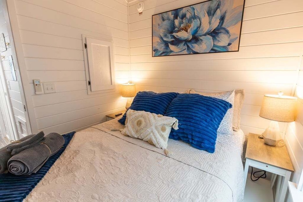 Captain's Quarters
