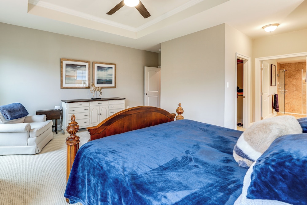 Communal Pools, 6 Mi to Bethany Beach! Family Home