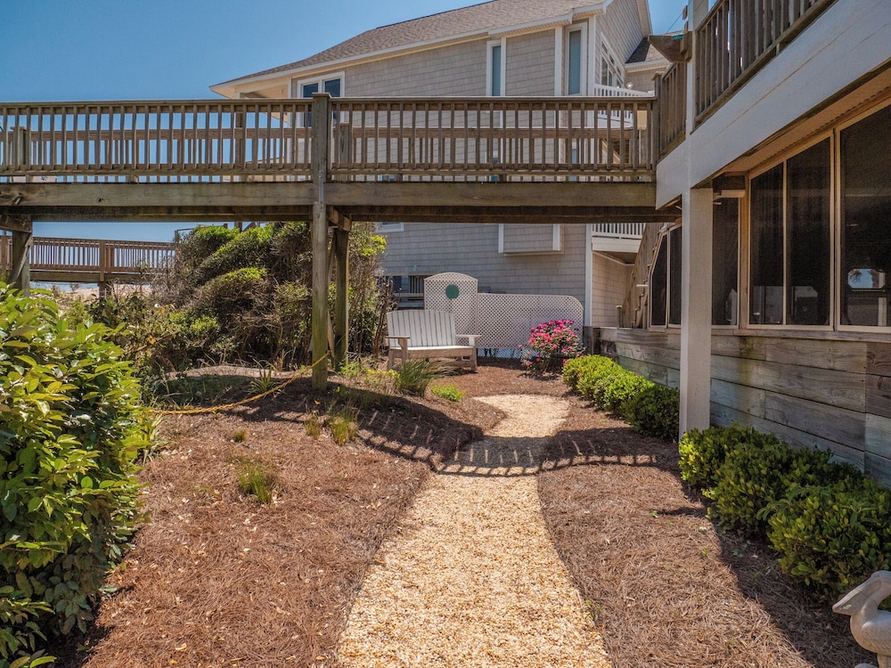 10,000 Reasons by Topsail Realty