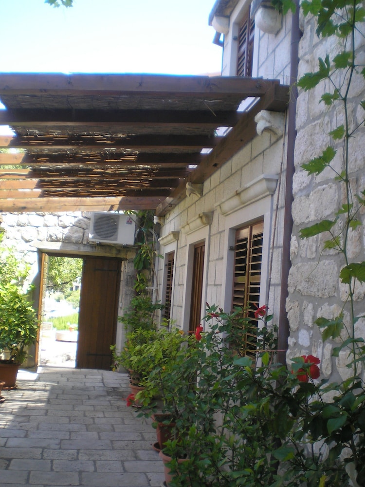 Villa Gverovic