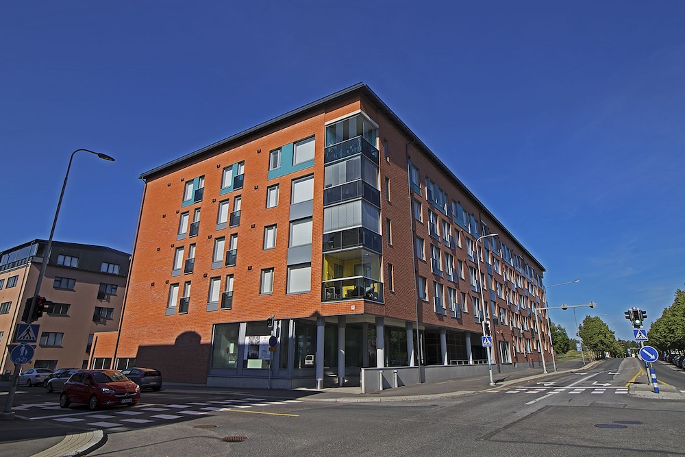 Pro Apartments