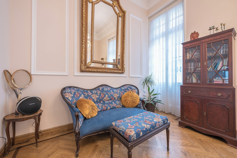 The Rare Luxury Gem in Kolonaki Sq - near Syntagma