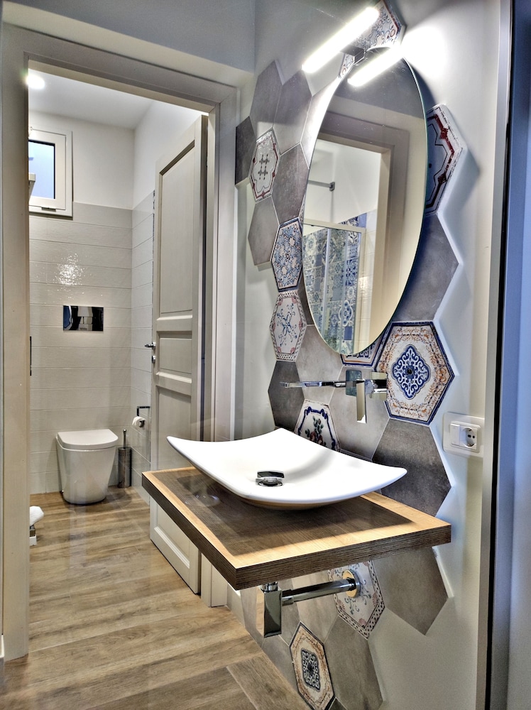 Kéramos Luxury Rooms