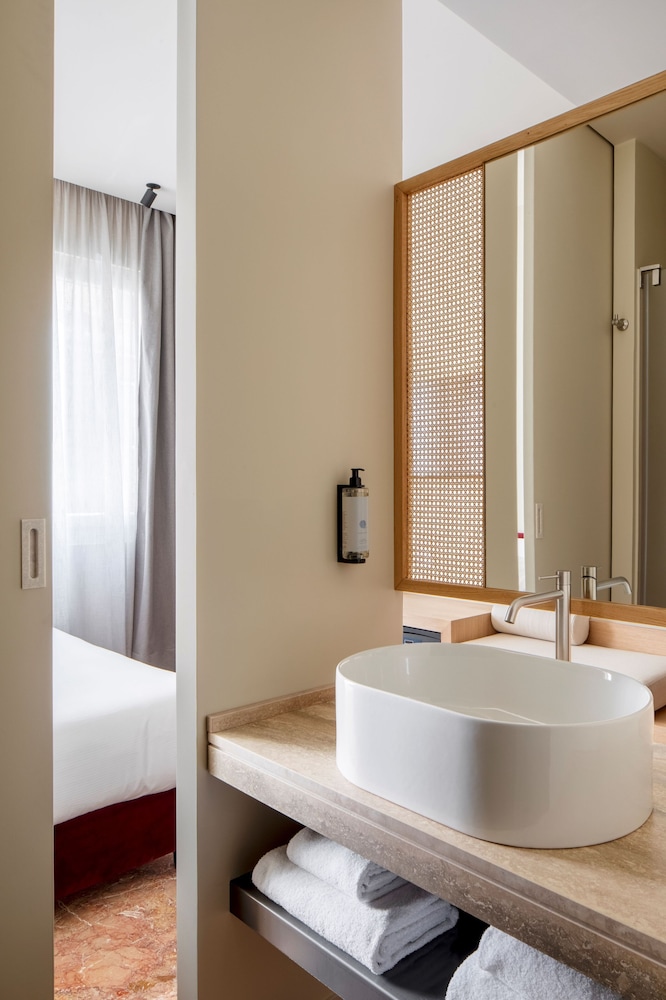 Atel Guest House