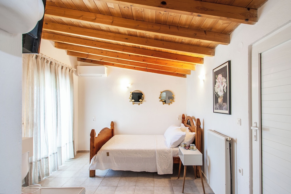 SkyFrame Apartments