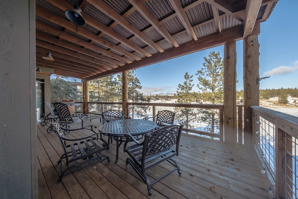 Wilderness Club Lakefront Lodge
