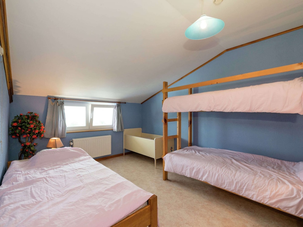 Group Cottage in Lierneux view 5