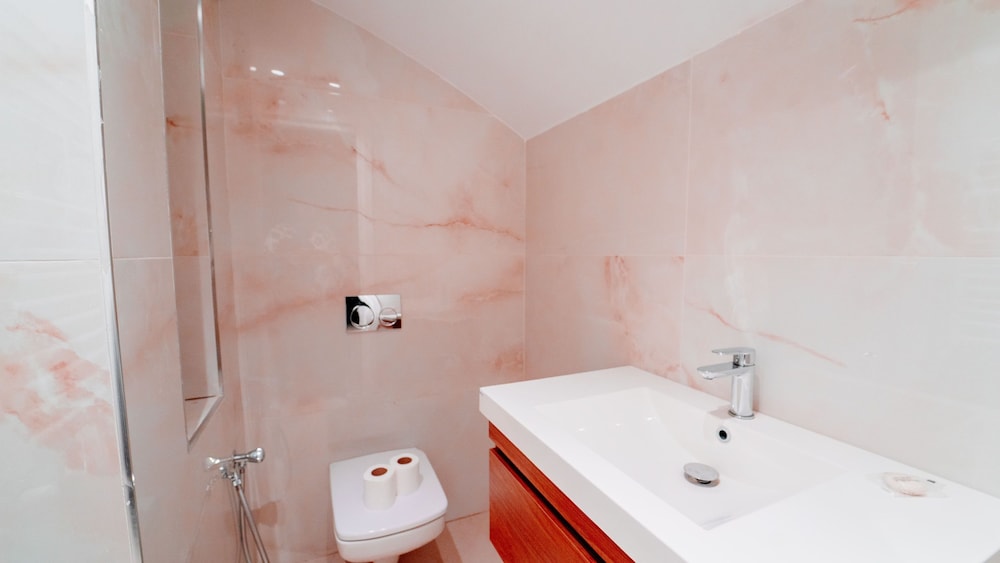 Villa Malaga Luxury for 10 in Central Marsa