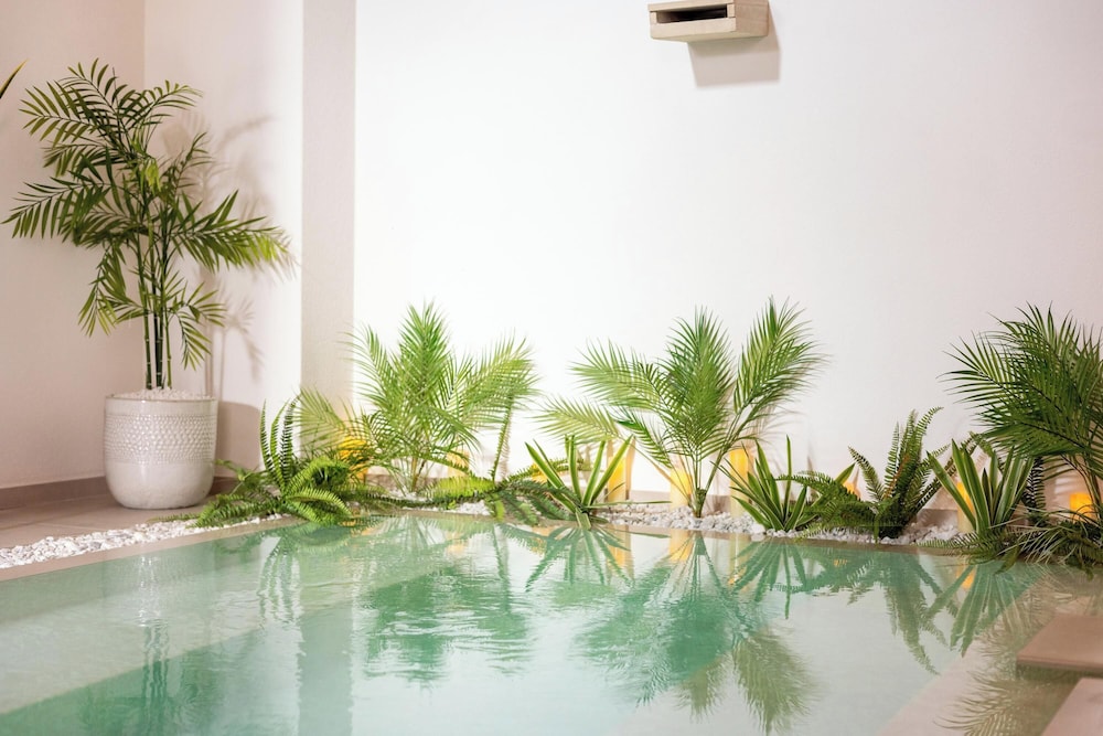 Private Oasi With Spa and Pool