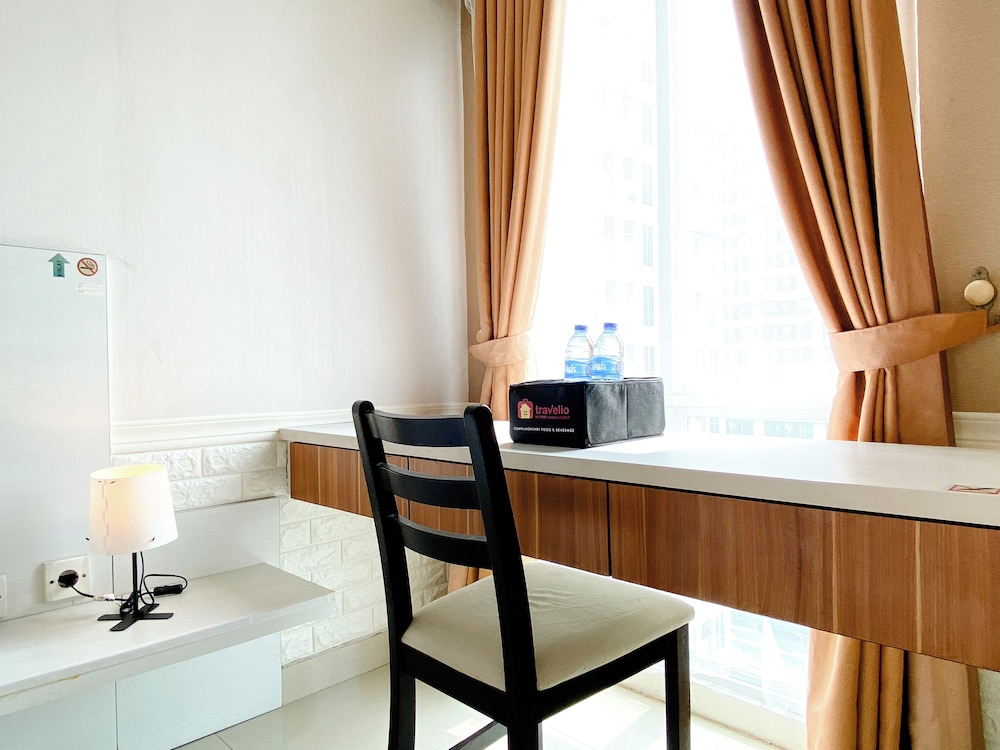 Good Deal And Restful Studio Grand Dhika City Apartment