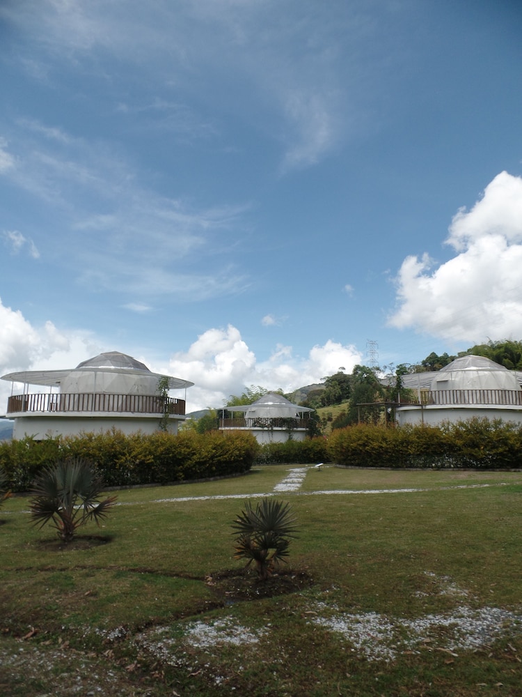 Glamping con Jacuzzi - El peñol Guatapé.