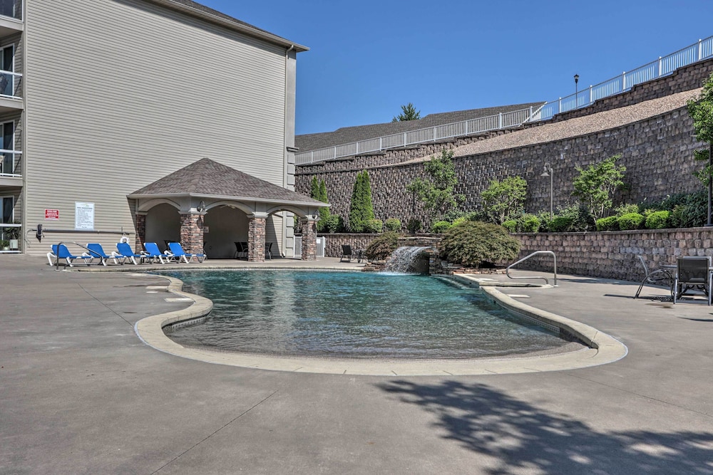 Boat Slip + Pool Access: Osage Beach Retreat