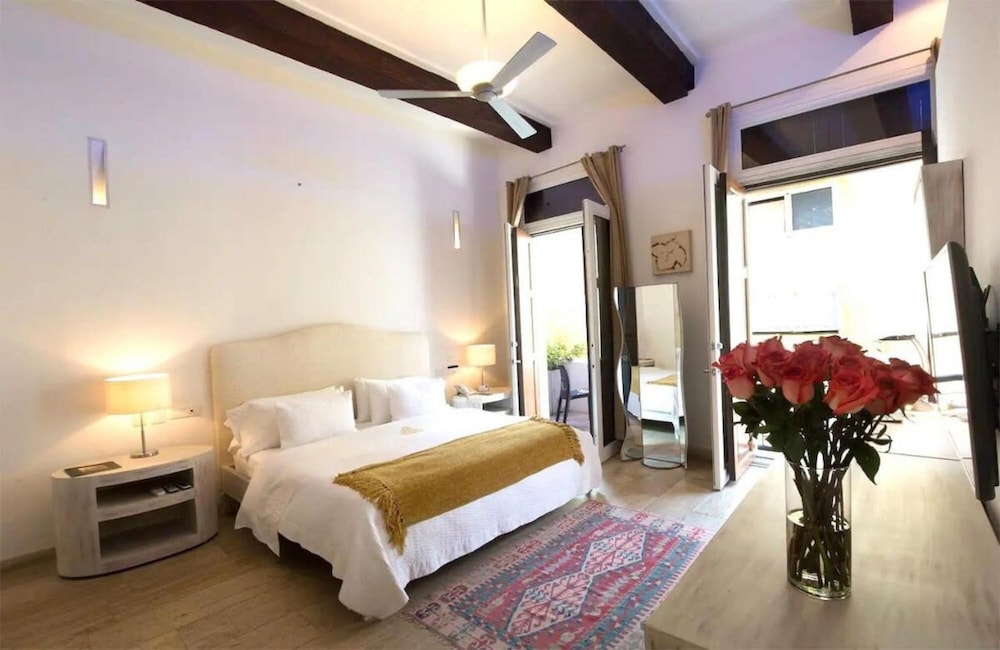 w Magnificent House w AC in Cartagena