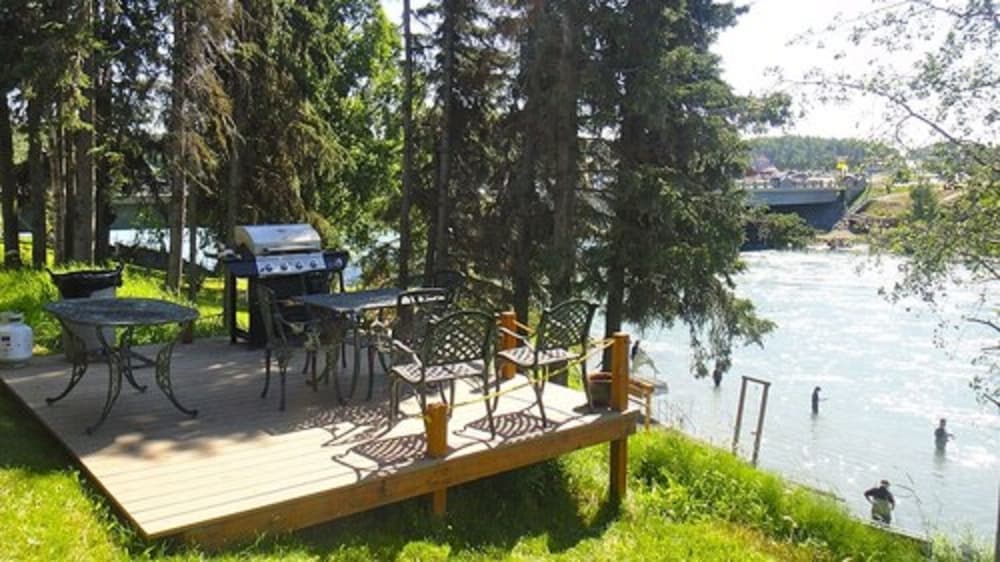 Kenai River Lodge