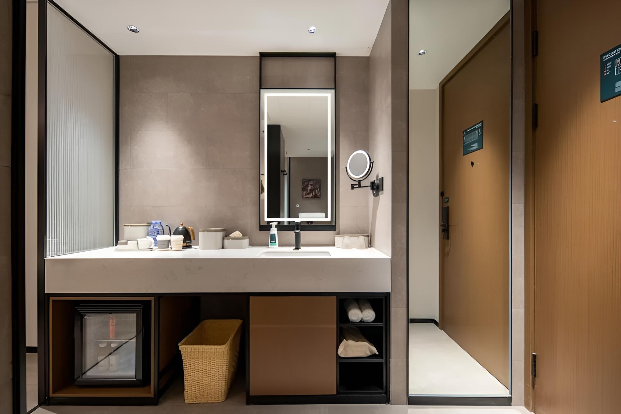 Huizhou Huiyang new city Yaduo Hotel