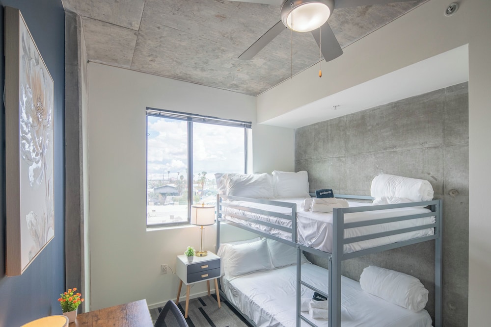 ROVE LIVING/KL - Roosevelt Point