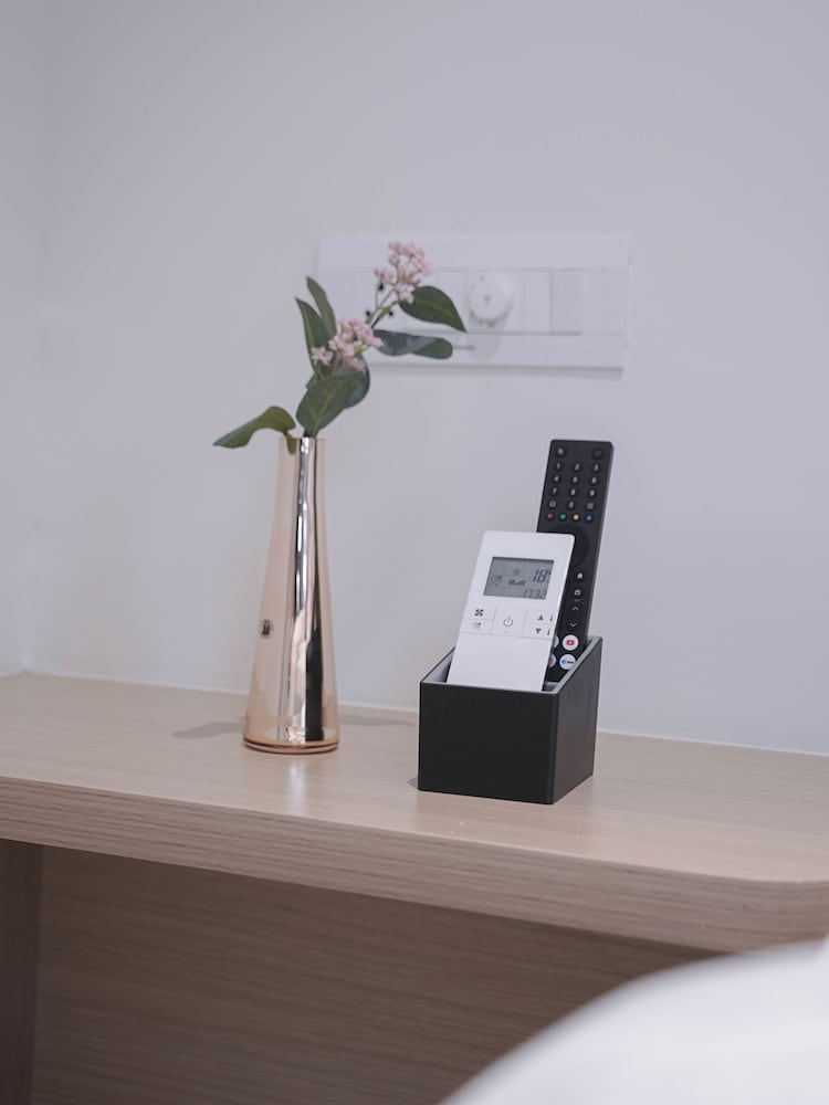K HOTELS