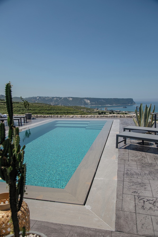 Panorama Lodges