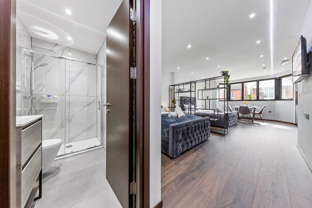 Serviced Studio Flat Near London Northern Line