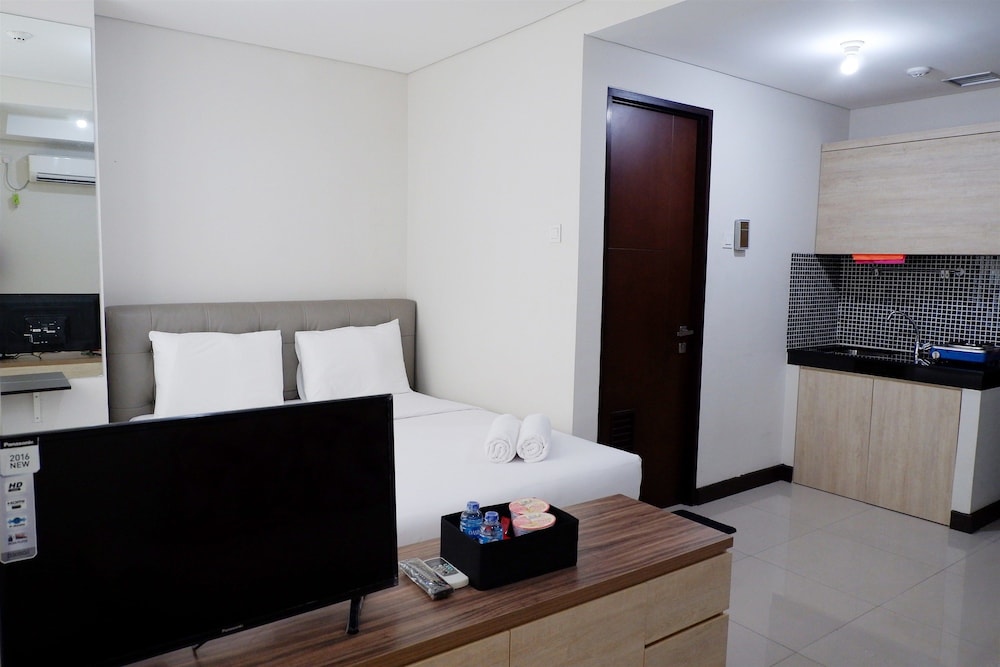 Close to Pool Studio Apartment Sky Terrace at Daan Mogot Baru, ジャカルタ - 24