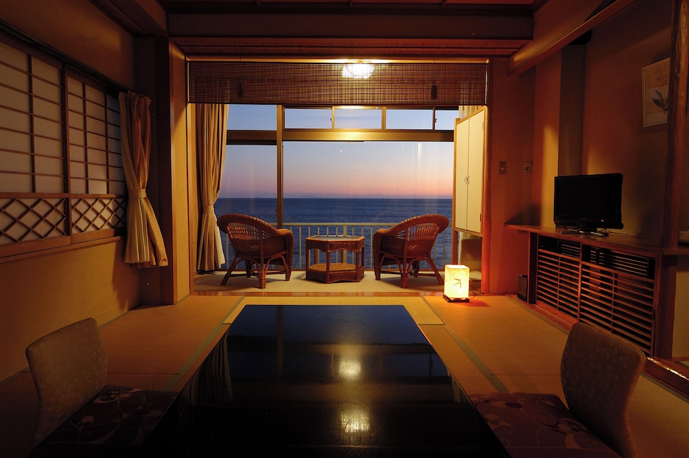 Inatori Toukai Hotel Yuen