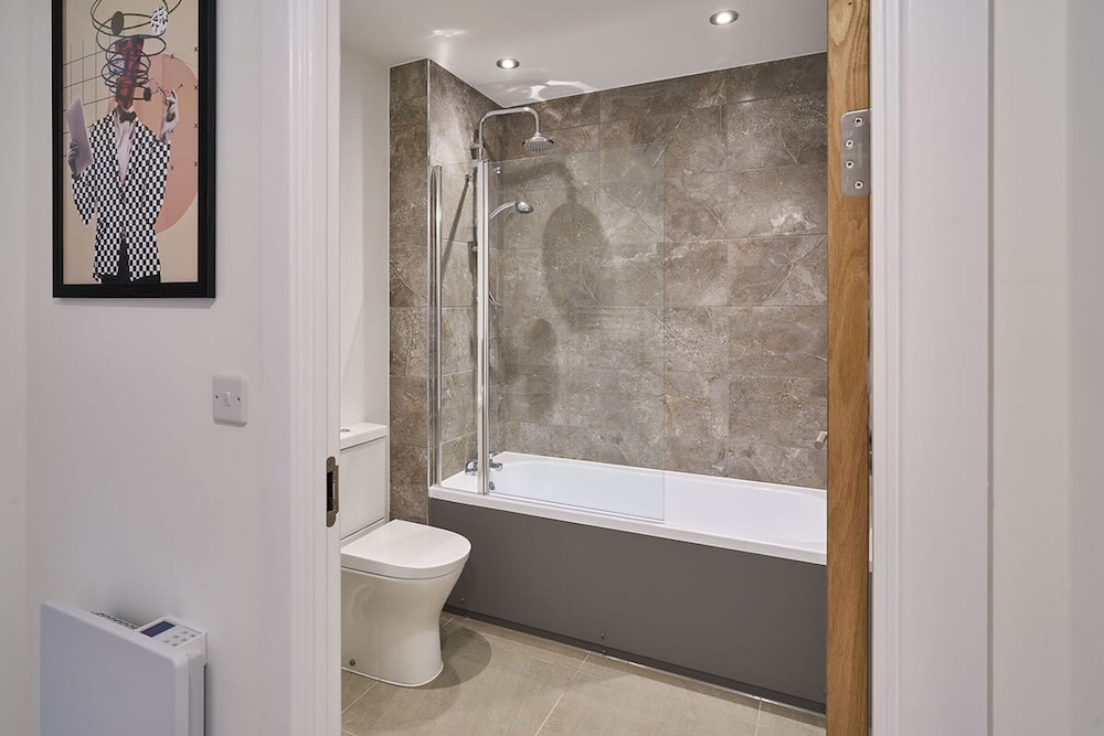 Host Stay 23 Waterside Place