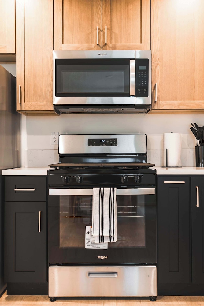 Family Friendly Retreat w Luxury Amenities