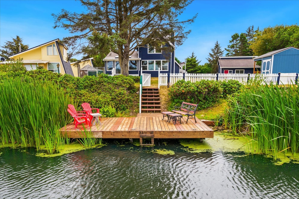Bluebell Bungalow in Ocean Shores