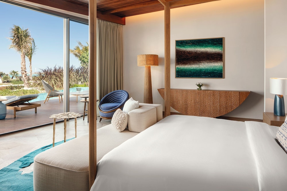 The St. Regis Red Sea Resort 18