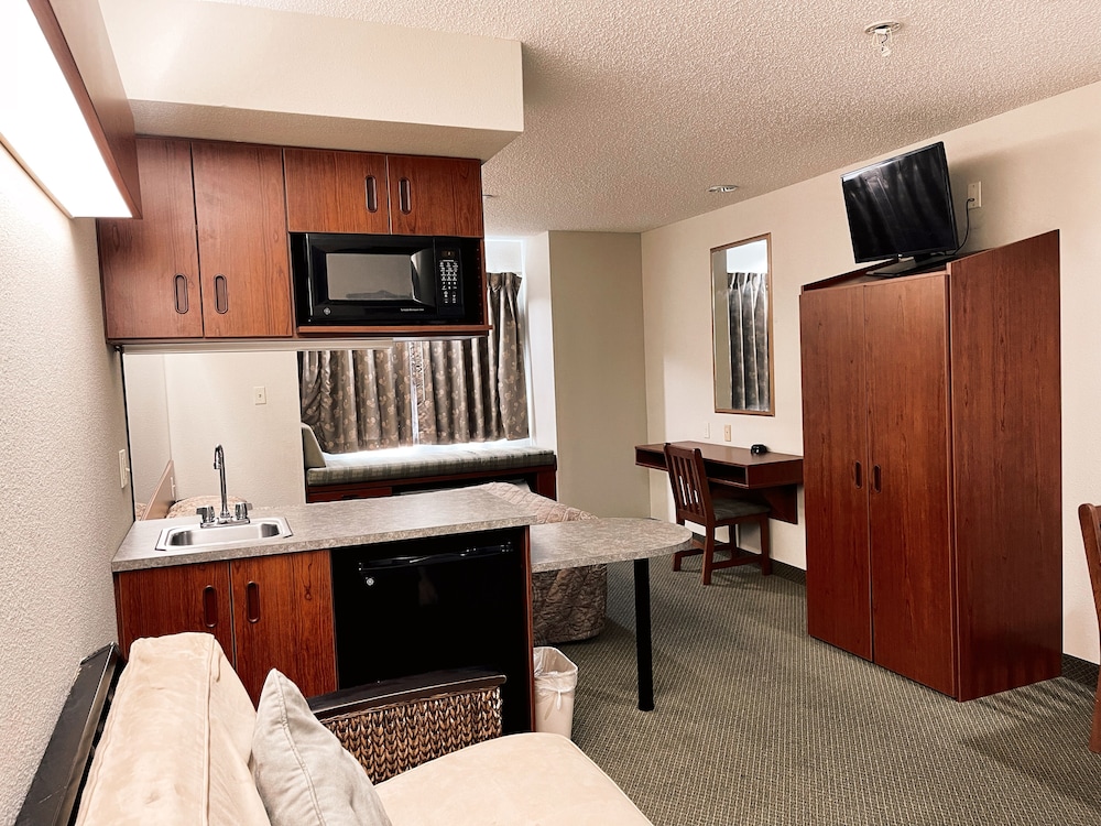 Welcome Inn  Suites - Property Image 3