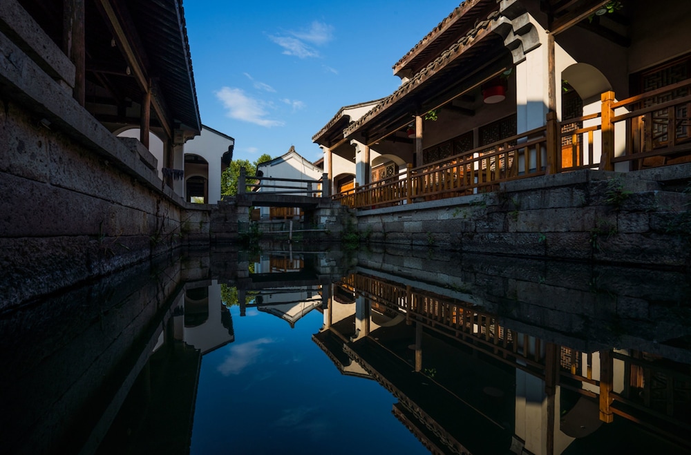 Lanting Yishi Inn