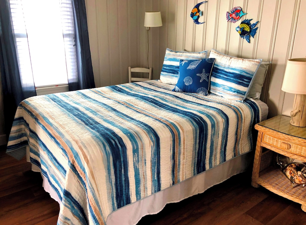 The Playhouse by Topsail Realty