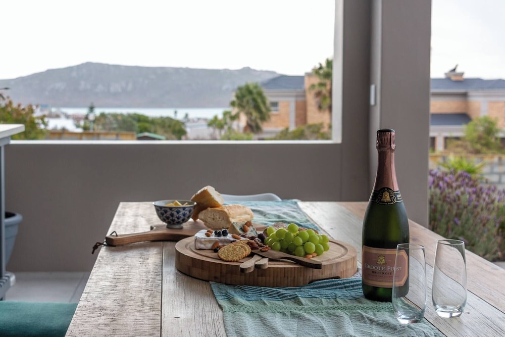Serene Langebaan Getaway With Garden Views
