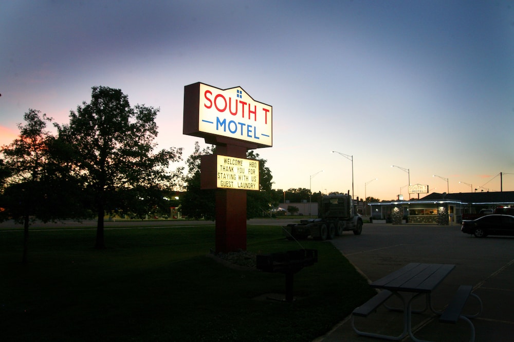South T Motel