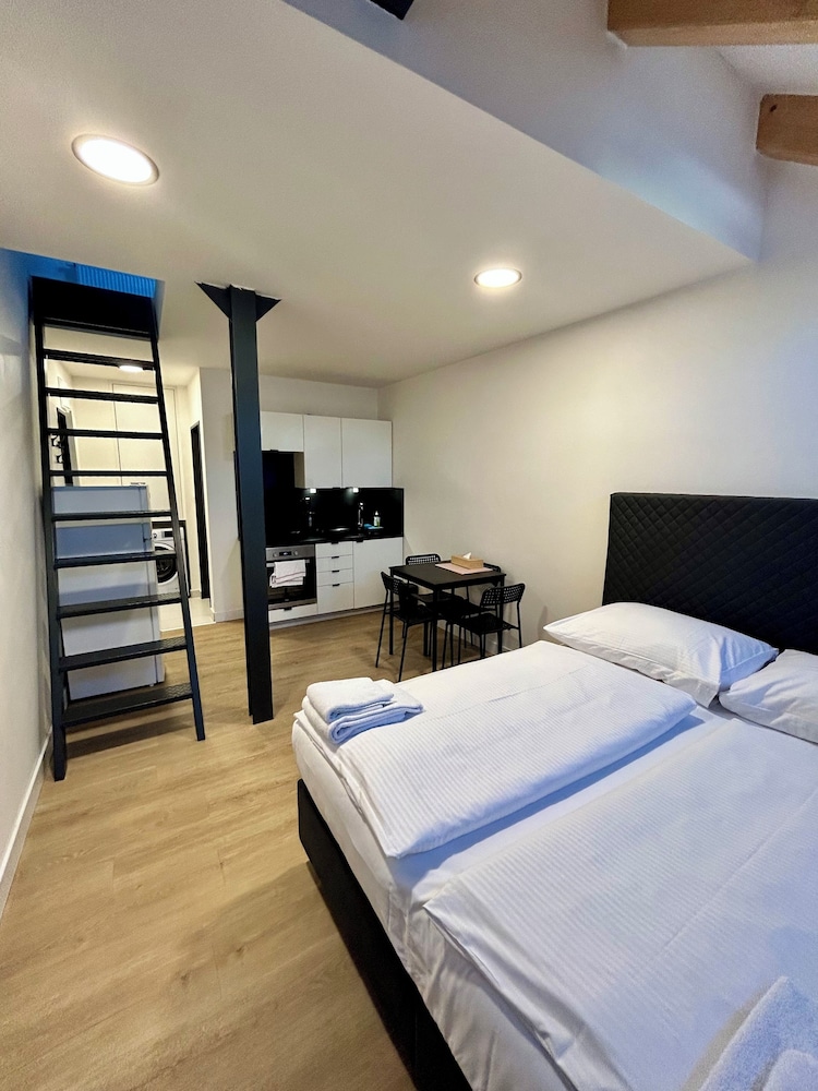 Figaro Suites