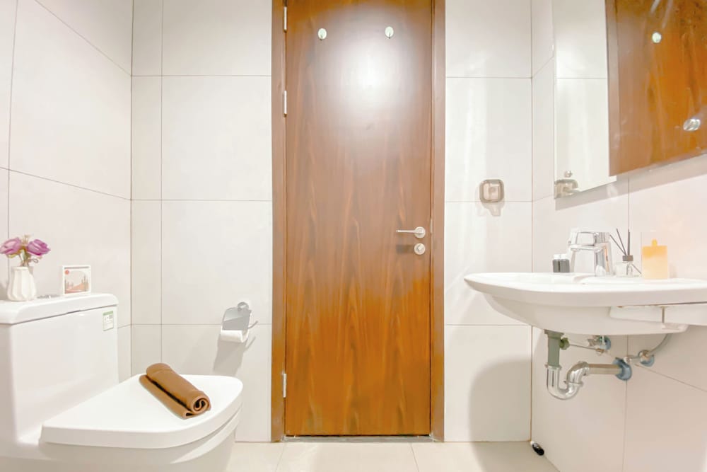 Strategic And Homey Studio At Lrt City Bekasi Apartment