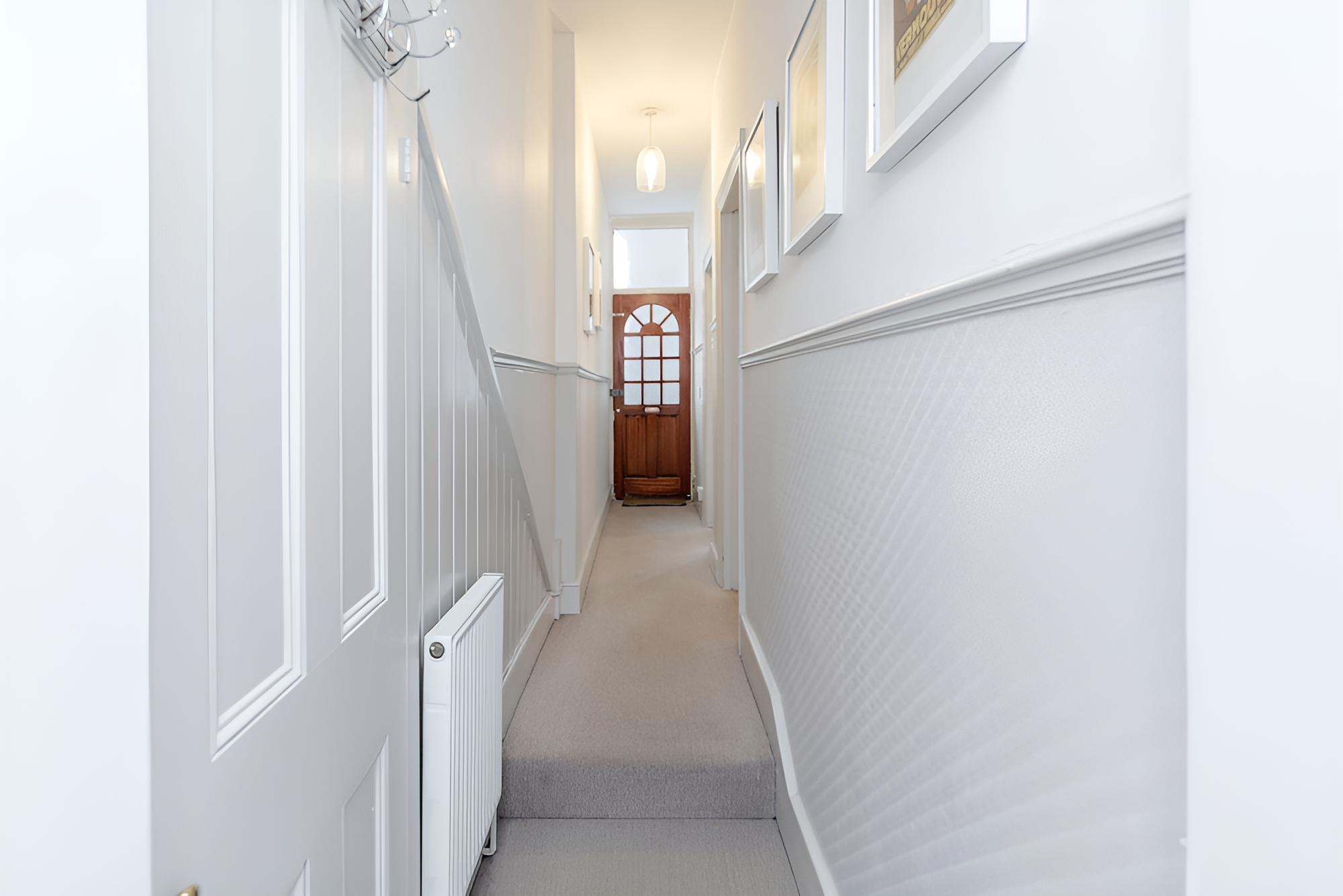 Clapham 2Bed with Patio by BaseToGo