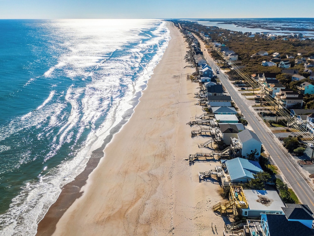 Vintage Vacation by Topsail Realty
