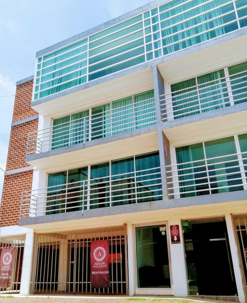 Hotel y Suites Axolotl - Image 1