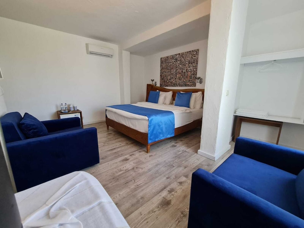 Alaçatı Otel Rebetiko - Image 76