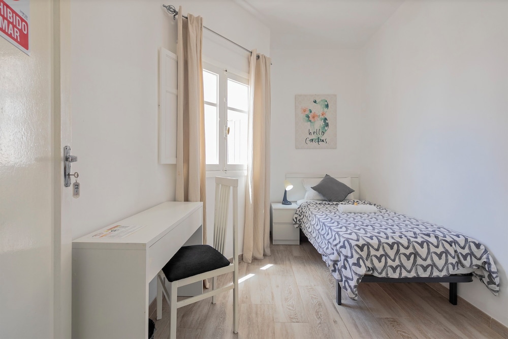 TENERIFE URBAN ROOMS