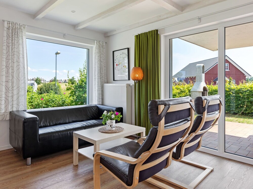 Charming Holiday Home in Zierow Near Seabeach