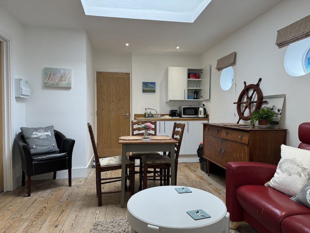 The Pilot Boat Inn