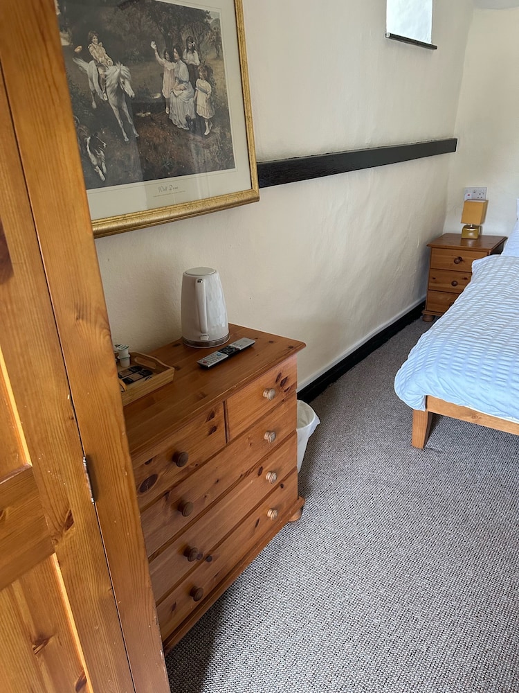 Kings Arms Inn