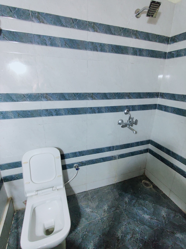 Hotel Kashi Paradise
