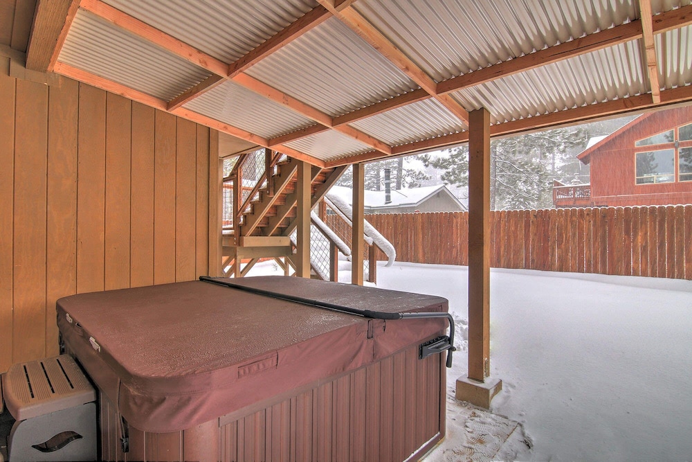 Silver Pines - Ski or Summer 30+ day Home