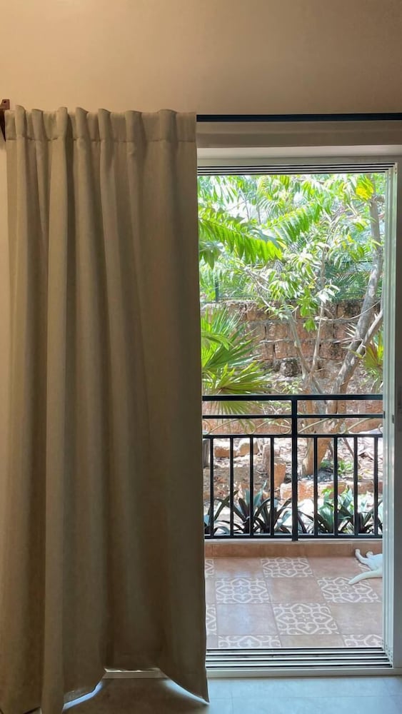 Whispering Palms Anjuna